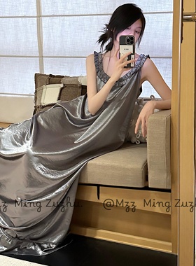 灰色系法式公主风睡衣女夏季2025新款冰丝缎面花边吊带长裙家居服