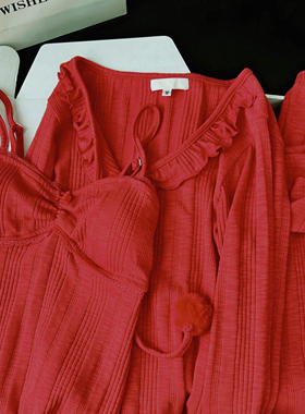 2026新款针织带胸垫睡衣女春秋季本命年红色甜美毛球三件套家居服