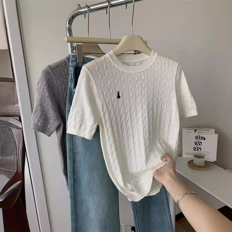 韩版春夏新款软糯圆领麻花针织短袖T恤女气质显瘦百搭刺绣针织衫
