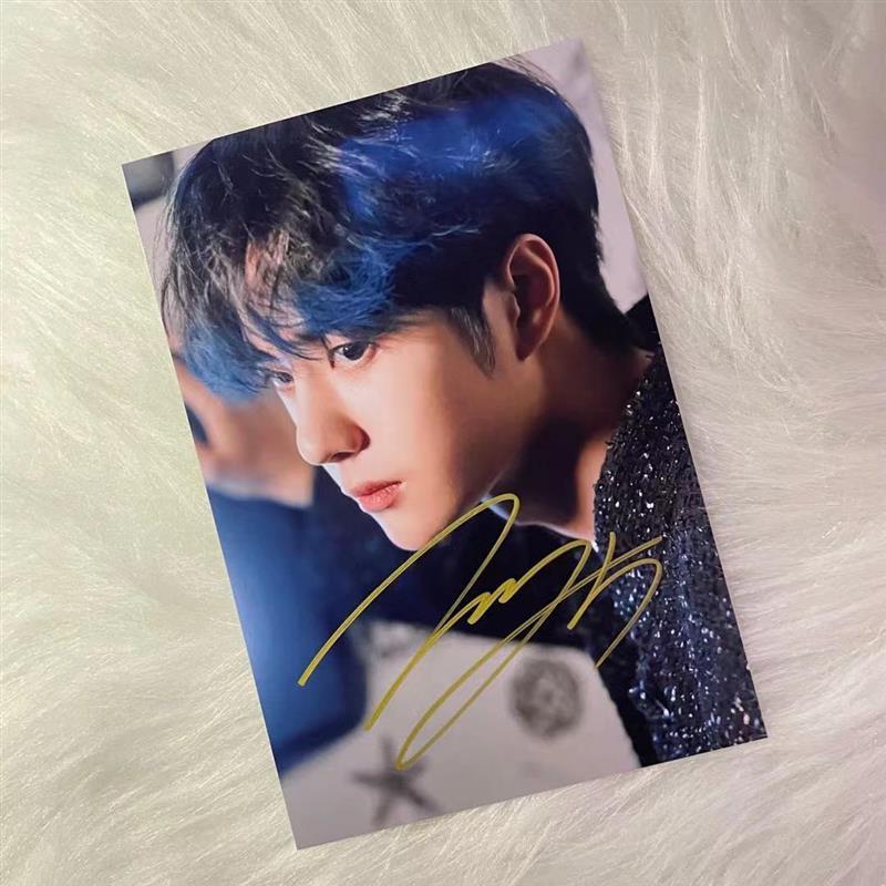 王一博亲笔签名照片保真无印刷明星时尚周边耶啵签名照送同学礼物