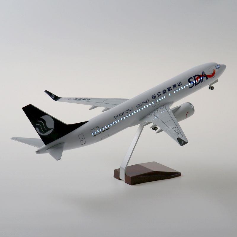 山东航空飞机模型带轮带灯波音仿真客机拼装航模礼品纪念品