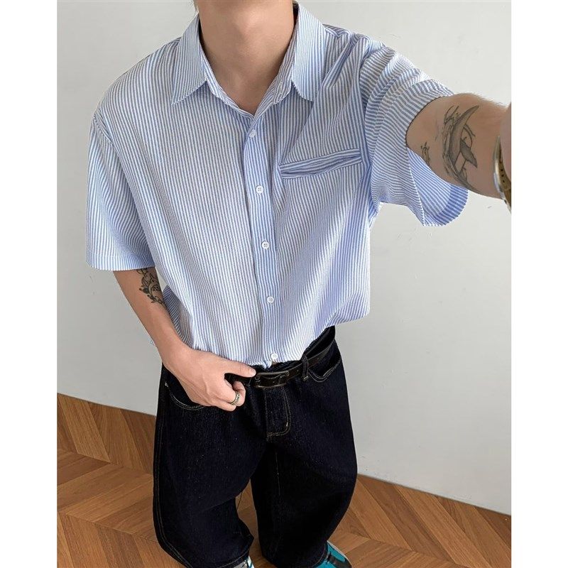天蓝色条纹衬衫短袖男生夏季日系少年感穿搭阳光干净宽松休闲衬衣