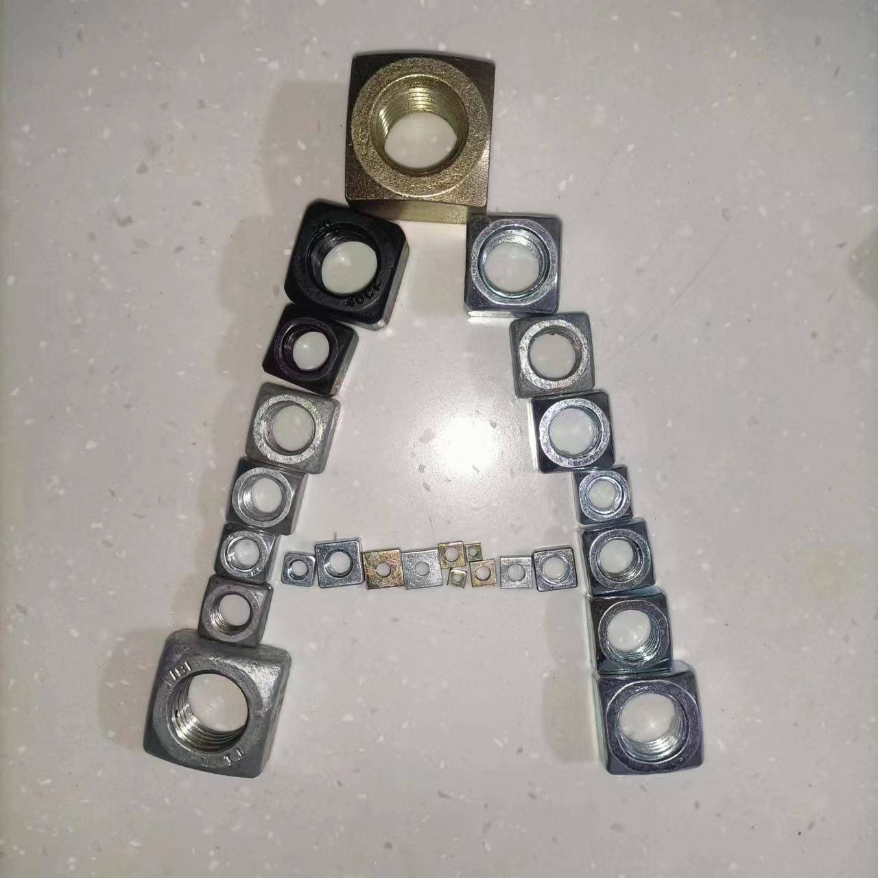 四方螺母DIN557GB39美制DIN562等6级8级10级镀锌发黑热镀锌