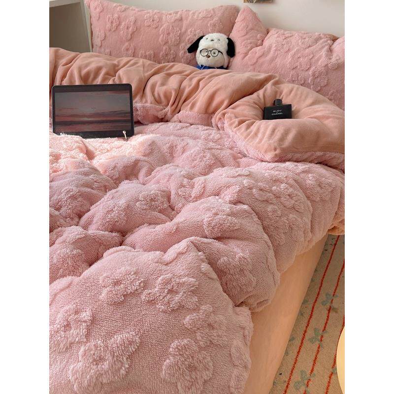 A类冬天粉色花朵加厚牛奶绒四件套双面珊瑚加绒床单被套床三件套