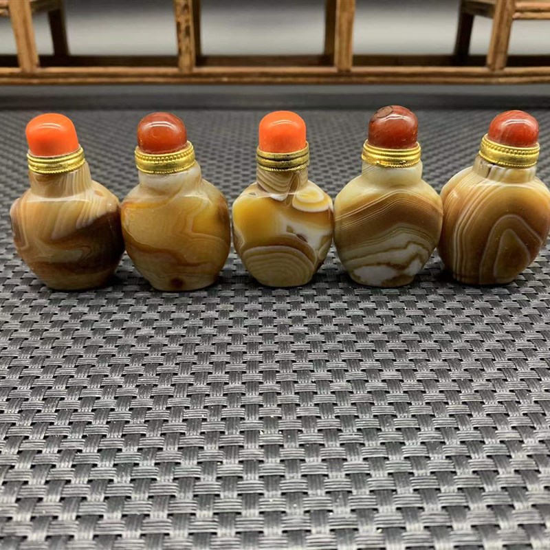 天然玛瑙鼻烟壶蒙古特色民间手工艺礼品把玩摆件蒙古祝寿回礼专用