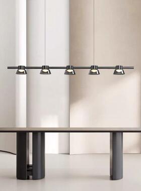 意式极简黑色餐厅吊灯设计师款大气岛台吧台LED一字长条玻璃吊灯