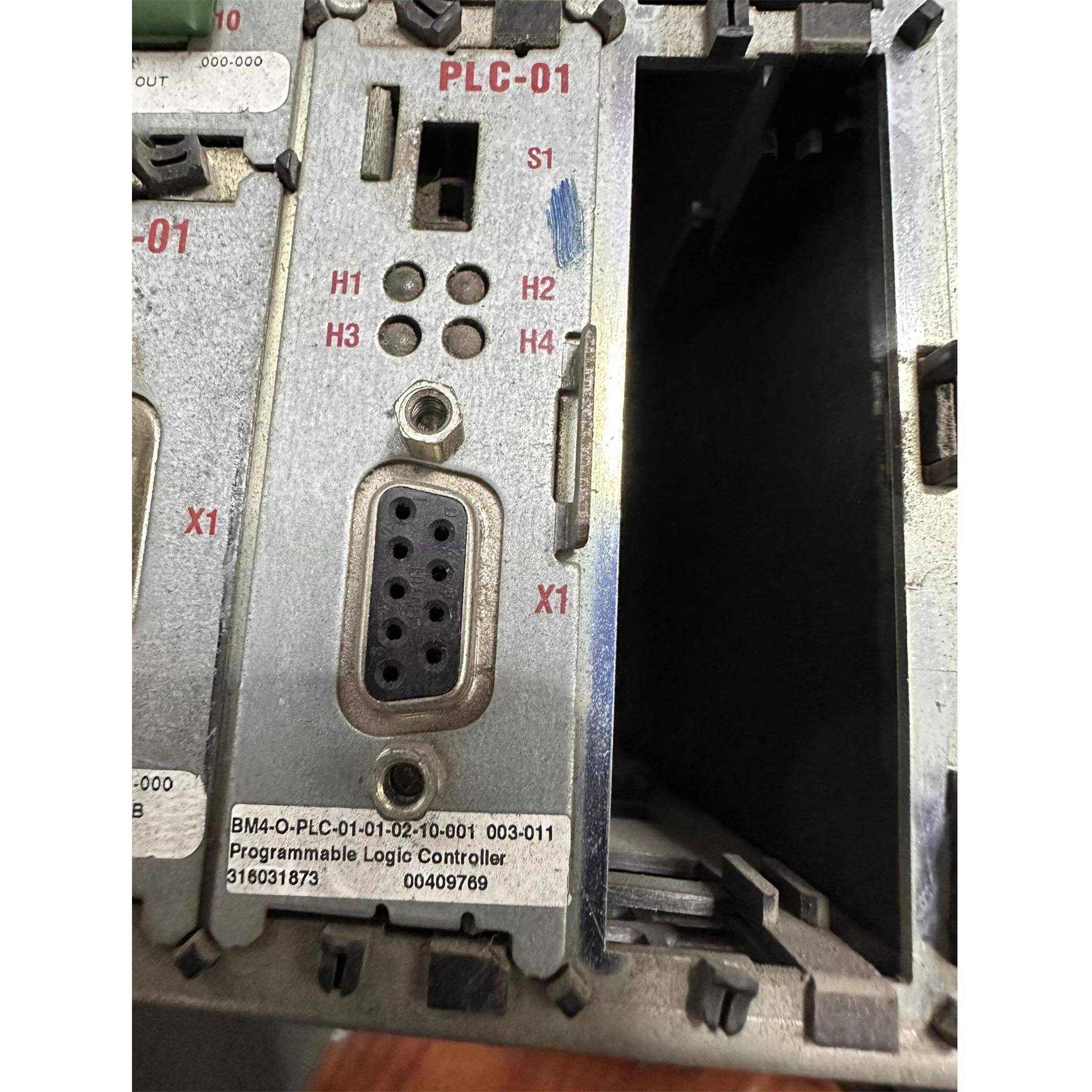 BaumullerBM4-O-PLC-01-01-02-10-001可编程逻辑控制器