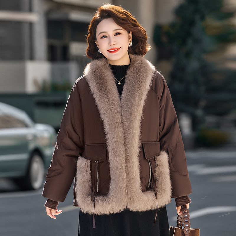 高端毛领中老年秋冬羽绒服