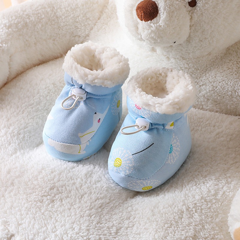 婴儿鞋袜软底加绒加厚