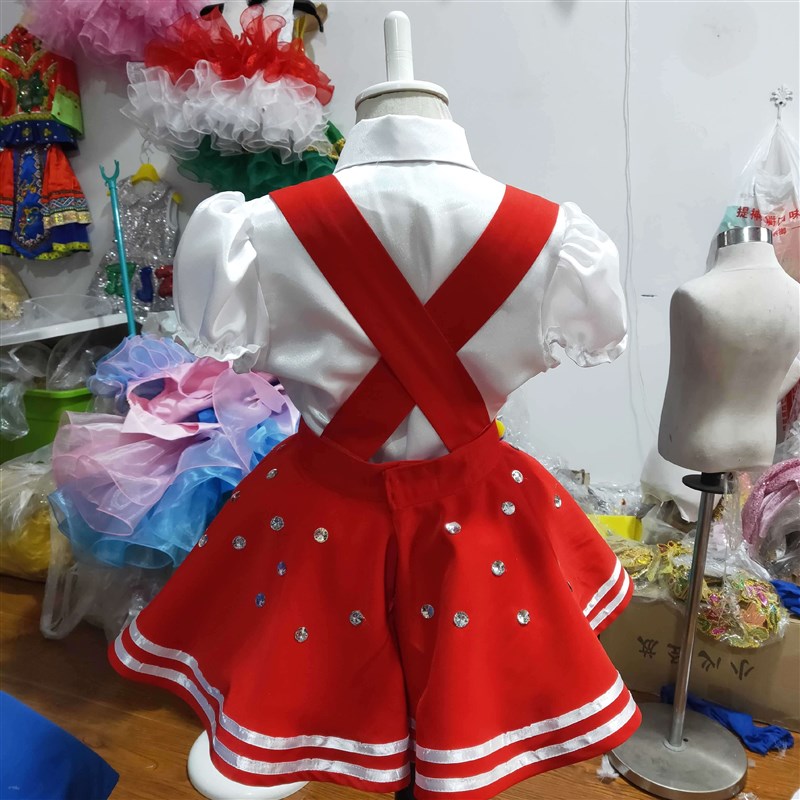 六一儿童闪亮的小红星合唱演出服舞蹈小学生红歌比赛诗歌朗诵服装