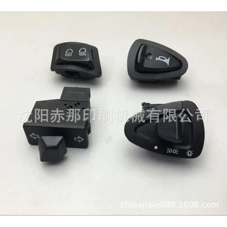 全自动双色汽车雨刮器移印机 方向灯开关印刷机 支持非标印刷设备