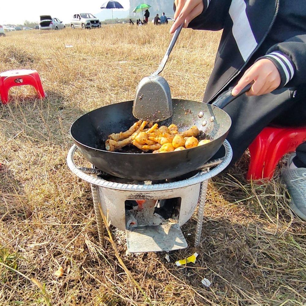 加厚螺纹钢三角架柴火炉小型便携式炒菜烧烤做饭露营多用途柴火炉,农机/农具/农膜,其它农用工具,淘宝优惠券,粉丝福利购,淘宝优惠卷