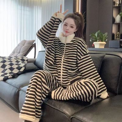 情侣睡衣女款冬季加绒加厚珊瑚绒条纹拉链男士可外穿家居服套装