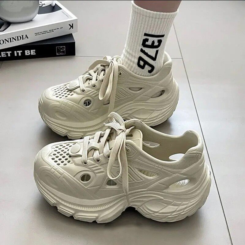 2025新款洞洞鞋女夏季外穿厚底增高踩屎感百搭透气防滑凉拖老爹鞋