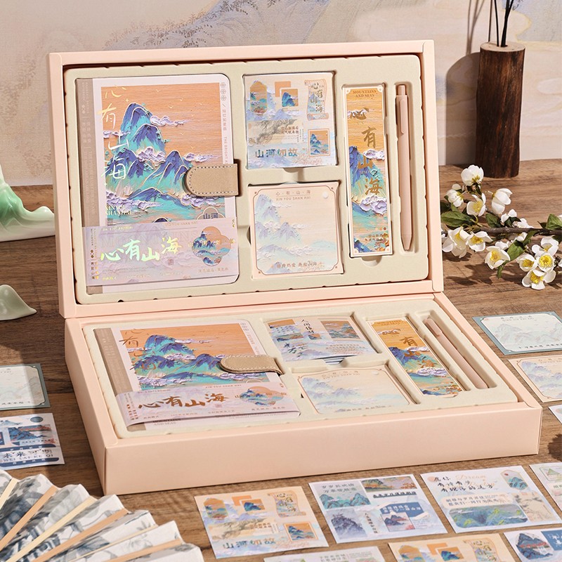 毕业季国风笔记本礼盒套装高级定制实用手账本小众生日礼物送闺蜜