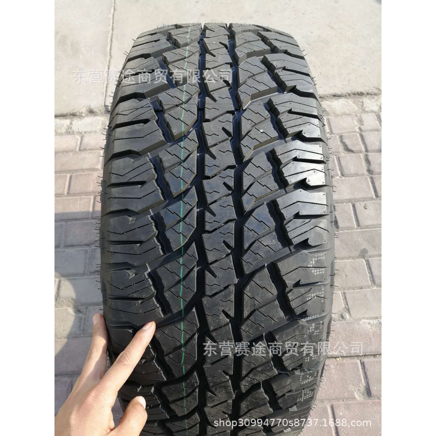 乐路驰AT加厚越野胎LT215/75R15 8PR 双环大神锐骐皮卡2157515LT