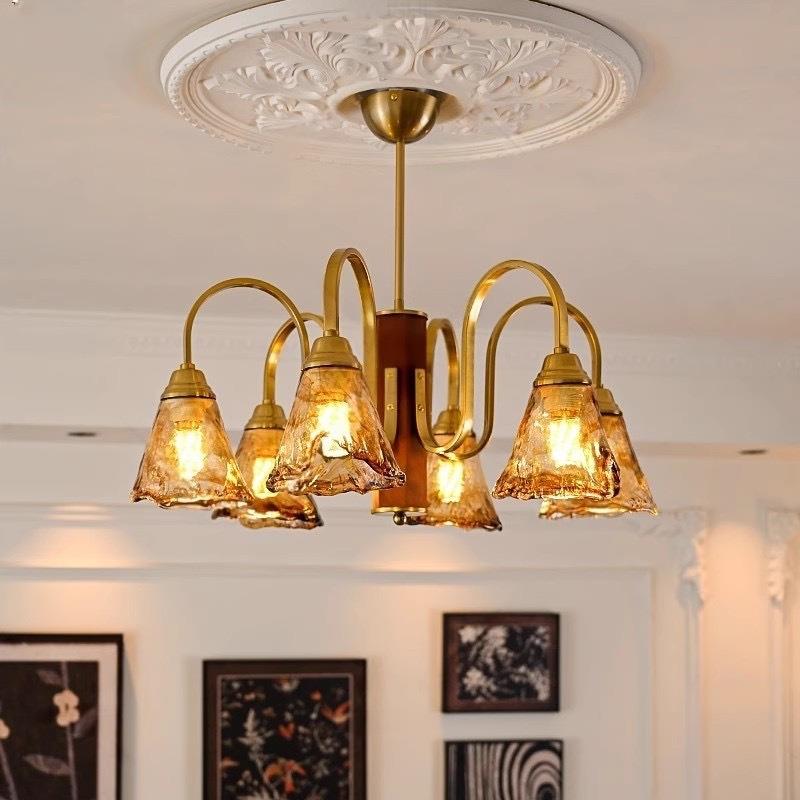 法式复古卧室美式中古设计师新款琥珀色玻璃实木客厅灯具书房吊灯