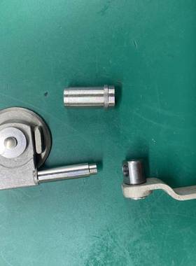 适用于奔驰AMGA45CLA45B03M1332.0T涡轮增压器盖板挡板修理