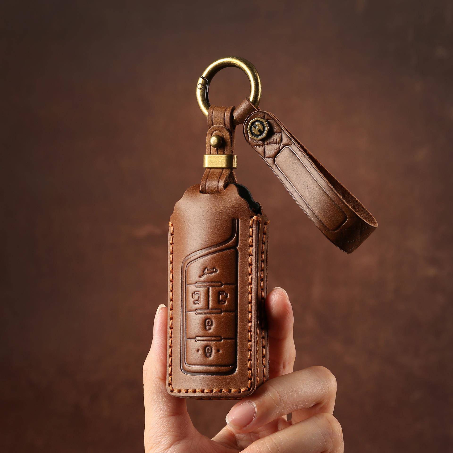 适用于广汽传祺gs4钥匙套新款m8gs7汽车真皮复古包壳扣复古个性