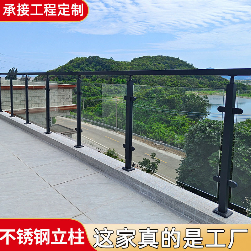 别墅室内外不锈钢玻璃扶手护栏自建房不锈钢工程楼梯立柱栏杆