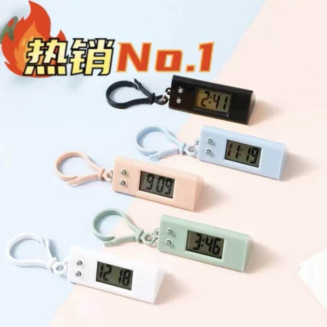 新款三角迷你小时钟简约学生儿童考试学习数字电子表便携背包挂件