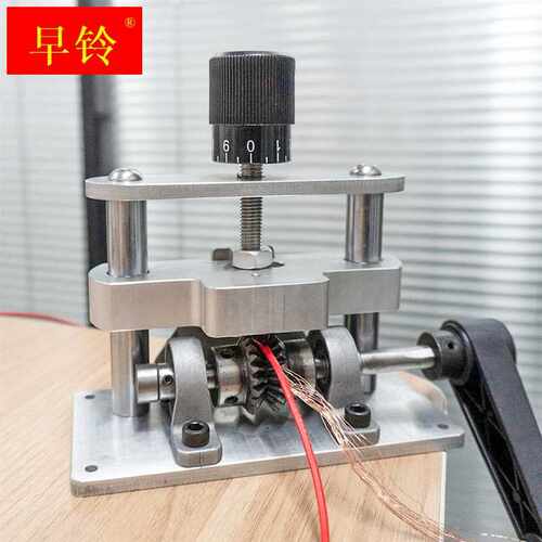 剥线神器不跑线电动手动废铜线剥皮机电线扒线电钻去皮器剥线机