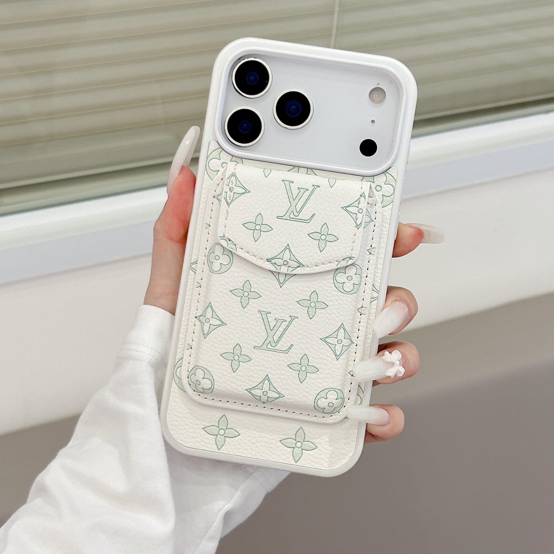 EC适用于苹果17promax手机壳新款Magsafe磁吸卡包皮套iphone17pro保护壳超薄皮革17pm套高级送礼LV时尚女个性