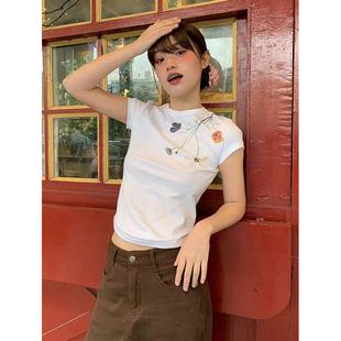 显瘦白色短款 美式 别致修身 花卉印花正肩短袖 甜辣妹上衣 t恤女夏季