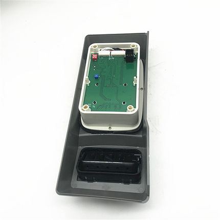 神钢SK200 230 250 300-6-6E仪表显示器 显示屏 控制器挖掘机配件