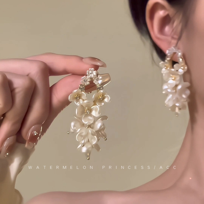 「茉莉花瀑」法式超仙花朵耳钉