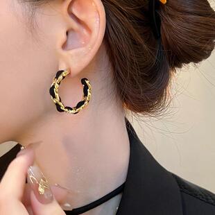 「小香风耳圈」纯银耳钉皮穿链金属复古耳环法式赫本高级感中古