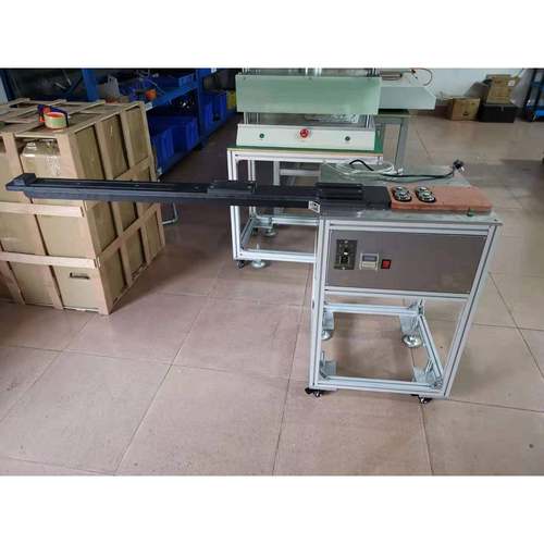 T8穿灯条机T5T8穿灯条机T5穿灯条机中山市厂家大量生产供应