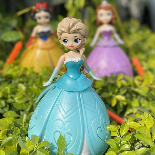 春节元宵卡通公主投影花灯冰雪女孩手提旋转唱歌彩灯充电发光灯笼