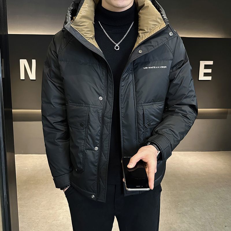 鸭绒羽绒服男士短款冬季2025新款潮牌连帽保暖加厚三防外套男冬天
