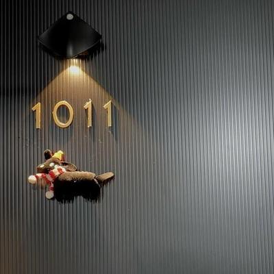 腊肠狗磁吸门牌diy数字吸铁石门牌号金属镂空定制创意入户门酒店