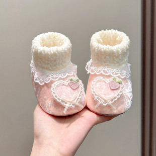 秋冬女宝宝学步鞋0-6-12个月初生婴儿鞋袜加绒保暖小月龄步前袜鞋