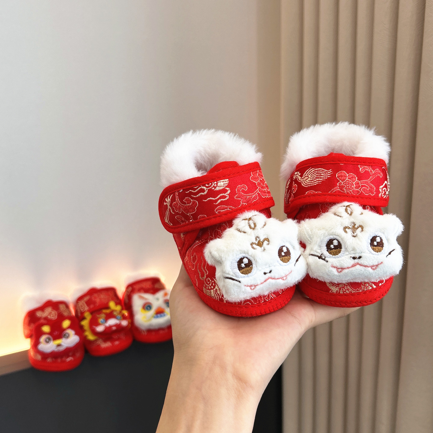 新款宝宝过周岁虎头鞋袜棉鞋