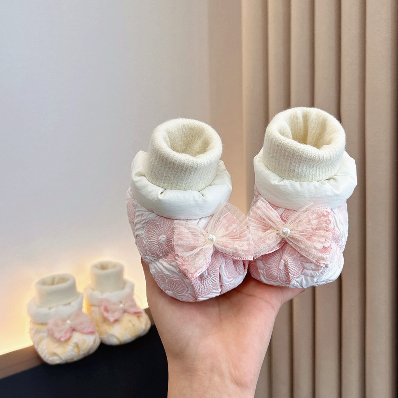 婴幼儿秋冬季鞋袜一体加绒棉鞋