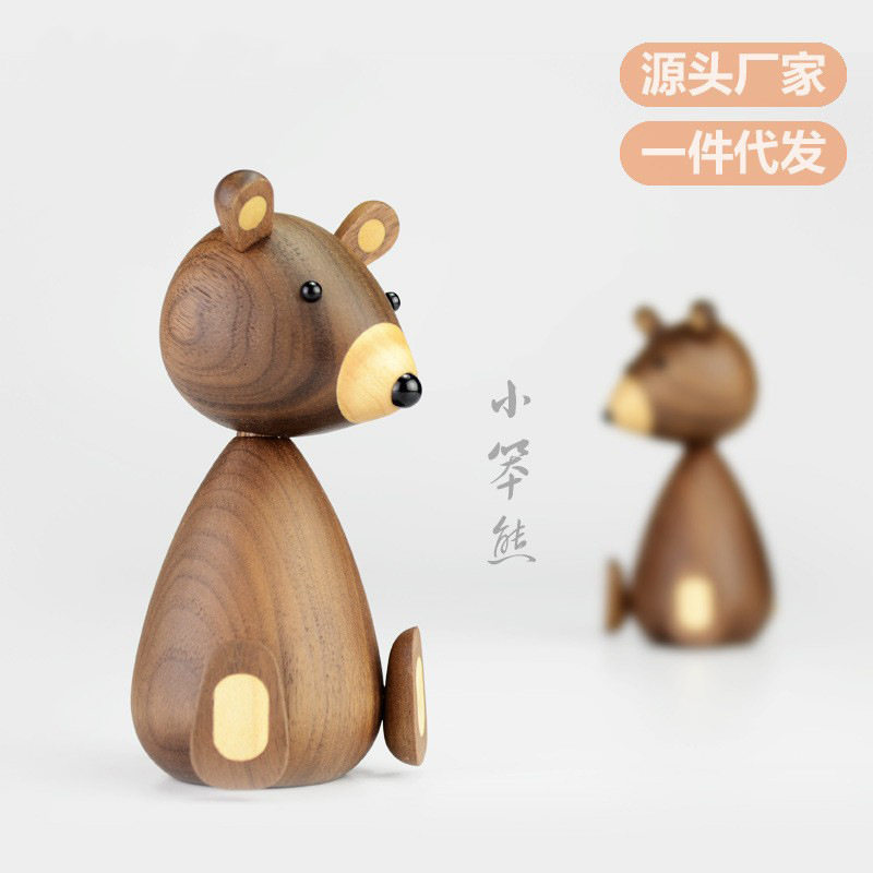 厂家供应小笨熊木质工艺品榉木手工艺品木制家居装饰木雕摆件