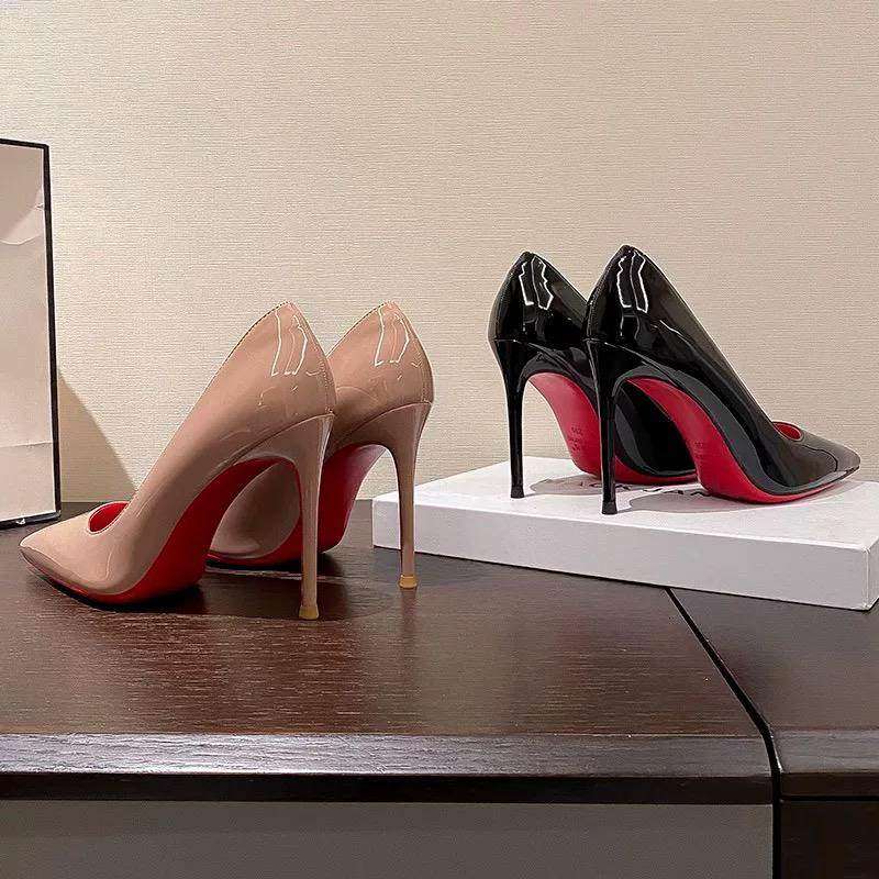品牌红底女漆皮高跟鞋2025新款通勤尖头浅口优雅性感细跟鞋10厘米