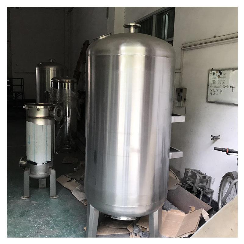 大量销售不锈钢机械过滤器多介子过滤器石英砂活性炭树脂罐