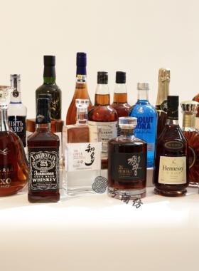 柜装饰品样板间仿真威士忌摆件橱柜展厅道具假洋酒软装餐厅陈设