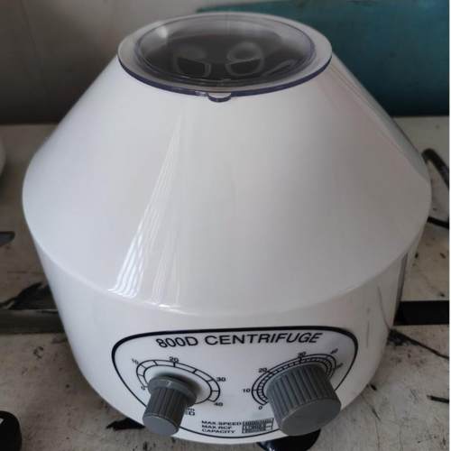 厂家供应800D电动离心机实验室用小型离心机低速台式离心机