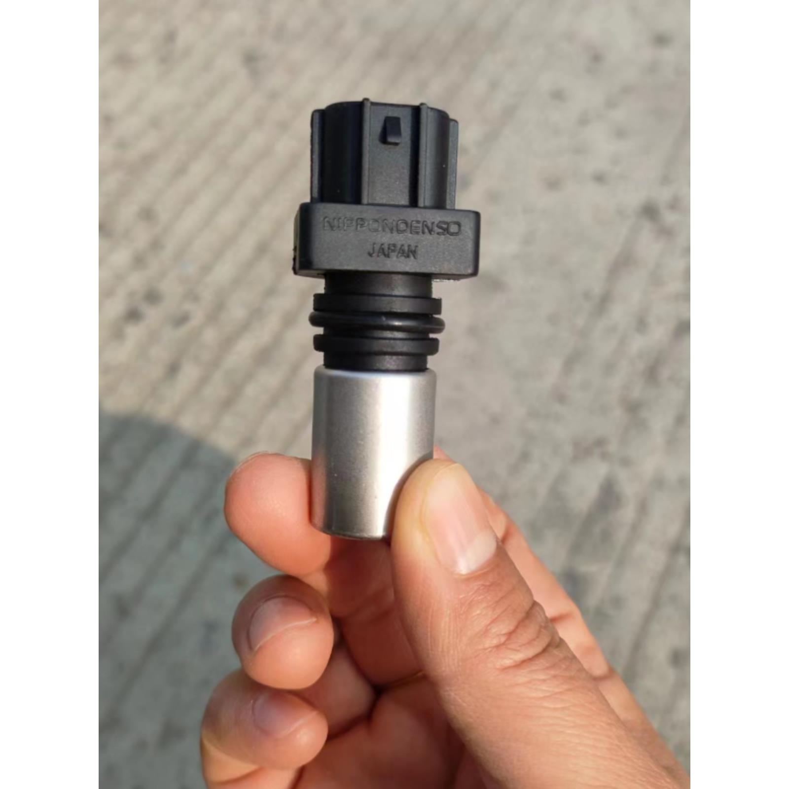 徐工吊车配件大全 上柴发动机 转速曲轴传感器 25k 20b通用