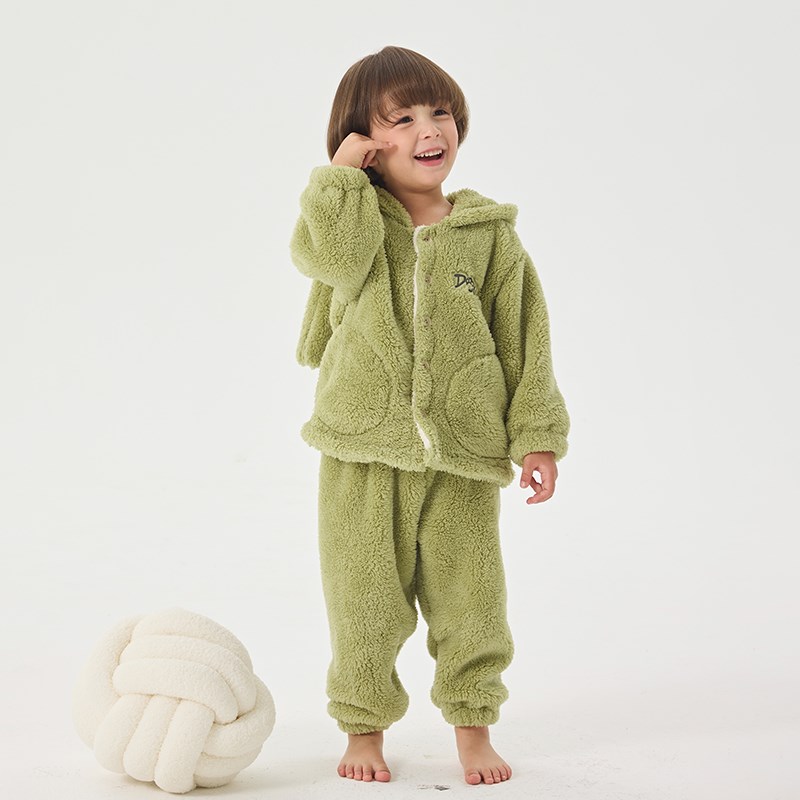 男童睡衣珊瑚绒家居服秋冬款儿童冬季加绒加厚居家服套装卡通可爱