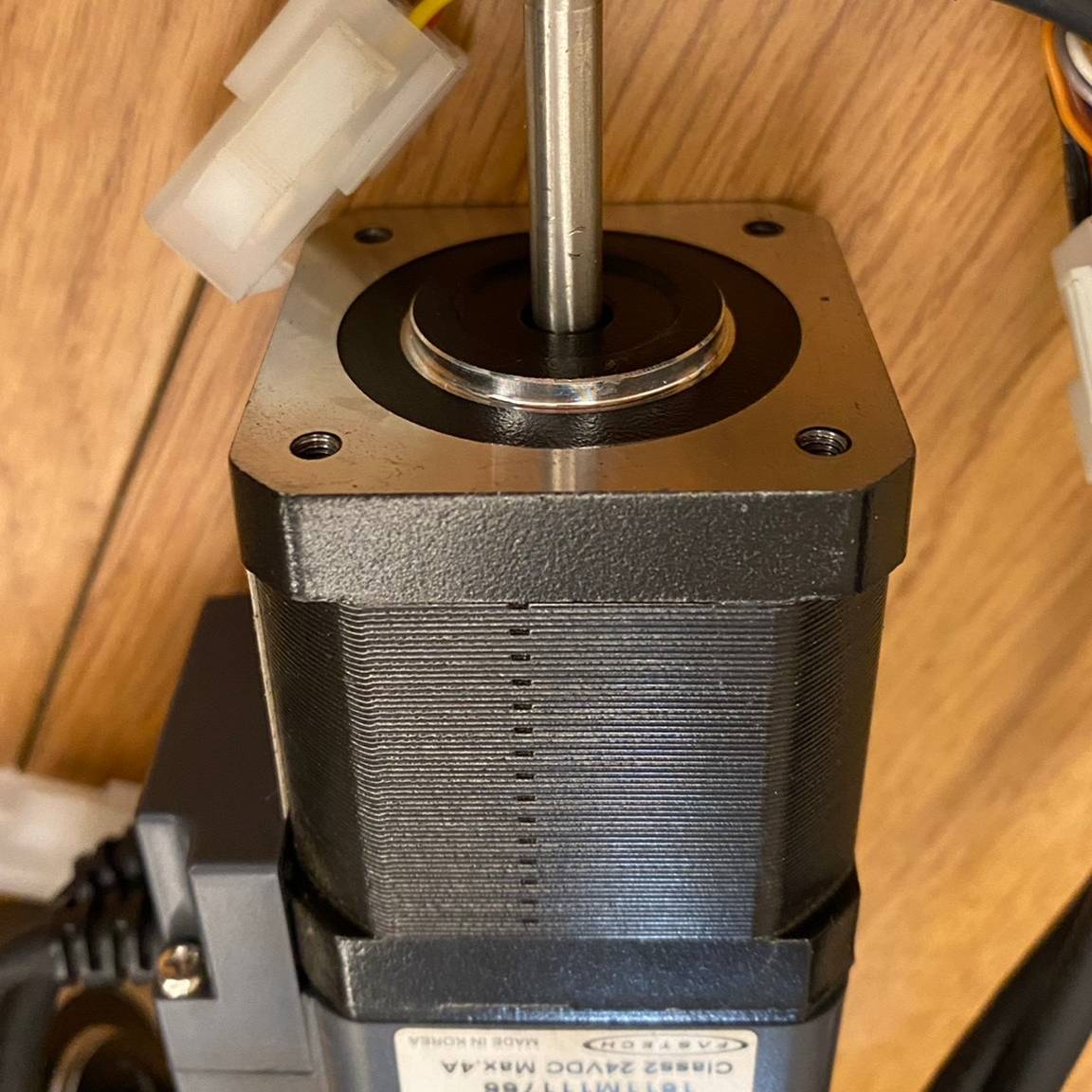 议价EZM-42L-A  韩国Ezi-Servo电机，成色漂可维修