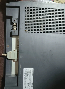 议价TRE触摸屏TP106PT-24V，实物拍摄，外观有明显使用议价