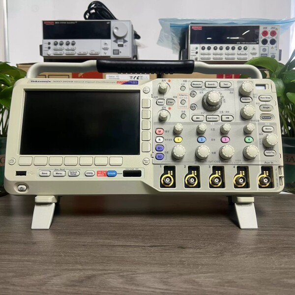 议价泰克MSO2024B示波器 四通道200MHz 功能正常 几维修