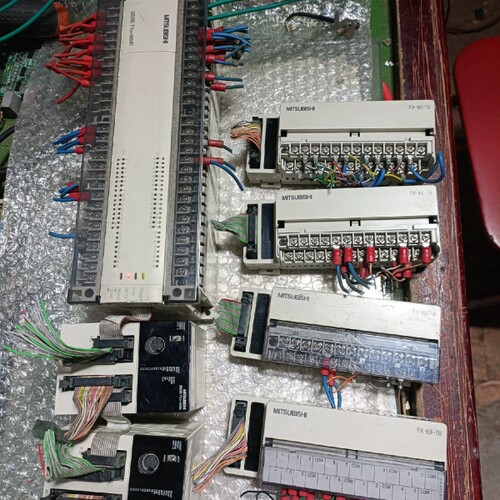 正品plc，FX2N-80MR-001，议价