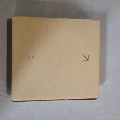 PLC模块R60TCTRT2TT2，，开封。